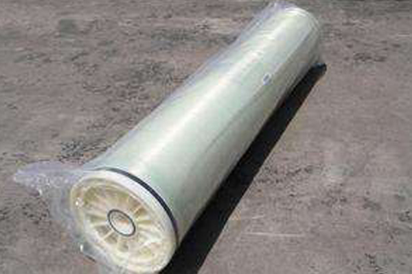 1572570692550874.jpg 反滲透膜設(shè)備中的保安過濾器基礎(chǔ)知識